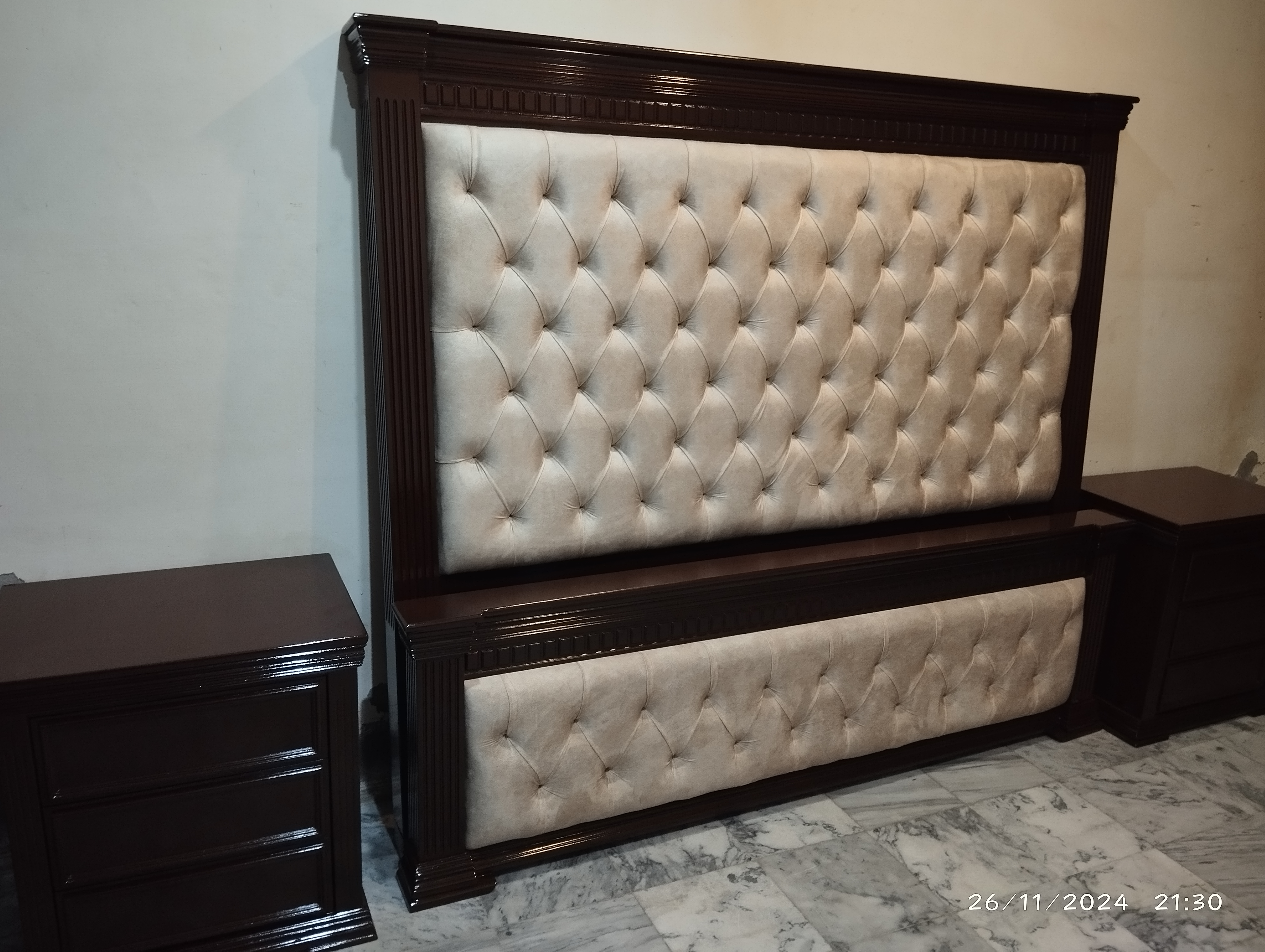 Vintage Wooden Bed Set 